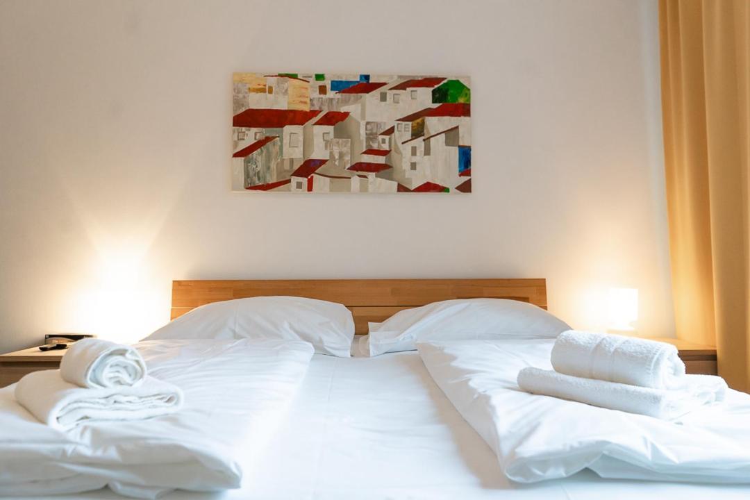 Central Living - Stephansdom Apartments فيينا المظهر الخارجي الصورة