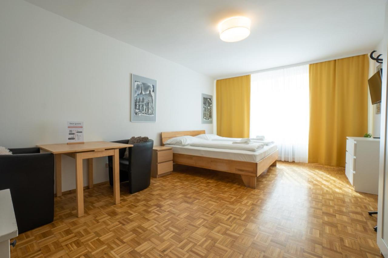 Central Living - Stephansdom Apartments فيينا المظهر الخارجي الصورة