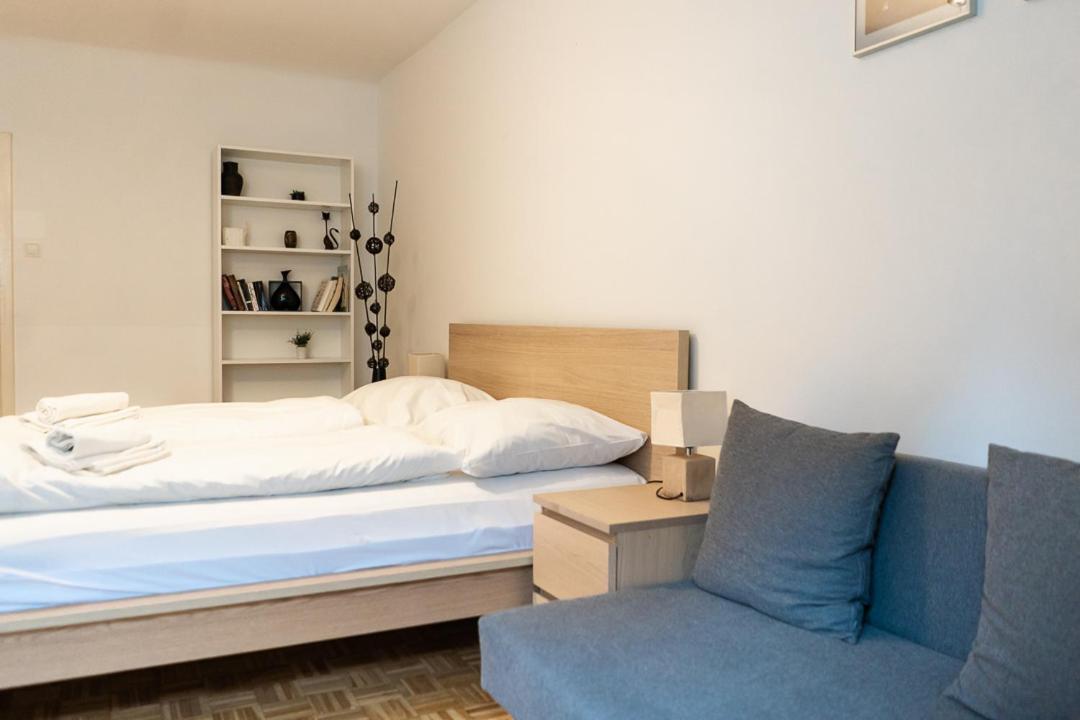 Central Living - Stephansdom Apartments فيينا الغرفة الصورة